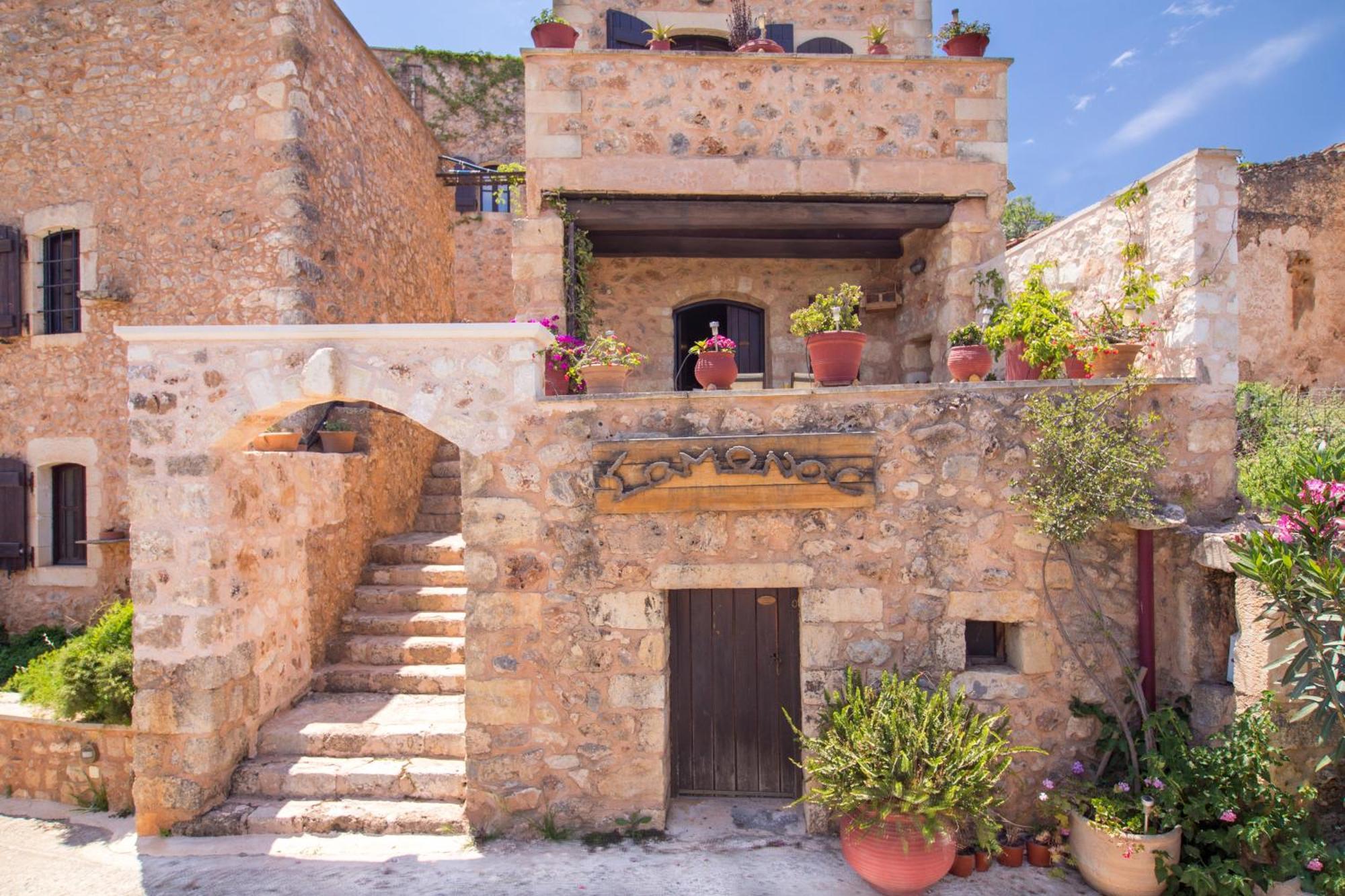 Samonas Traditional Villas Стая снимка